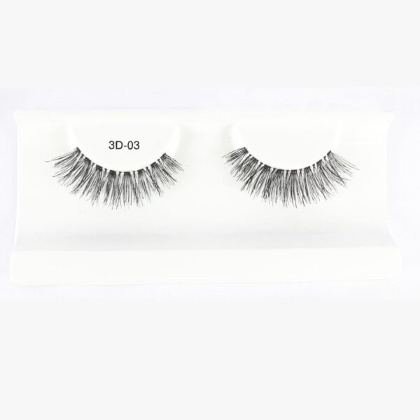 bold false lashes and bold look lashes