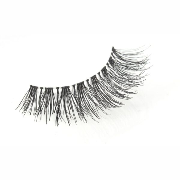 bold false lashes and bold look lashes
