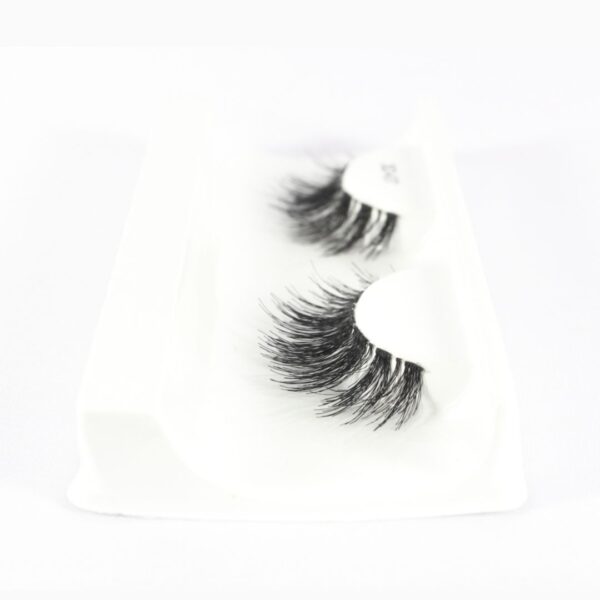 Thick 3D Lashes for Events