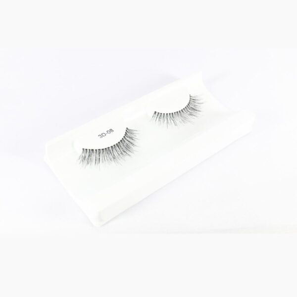 smokey eye lashes