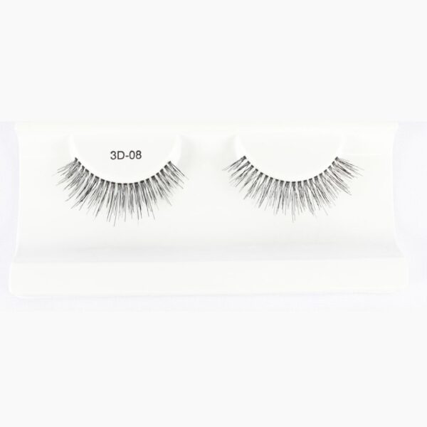 smokey eye lashes